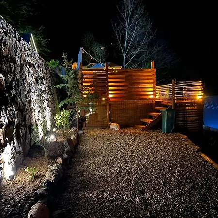Whitemoon Hotel *